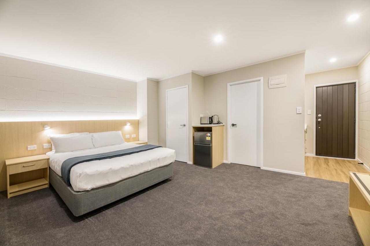 Takapuna International Motor Lodge Окленд Экстерьер фото