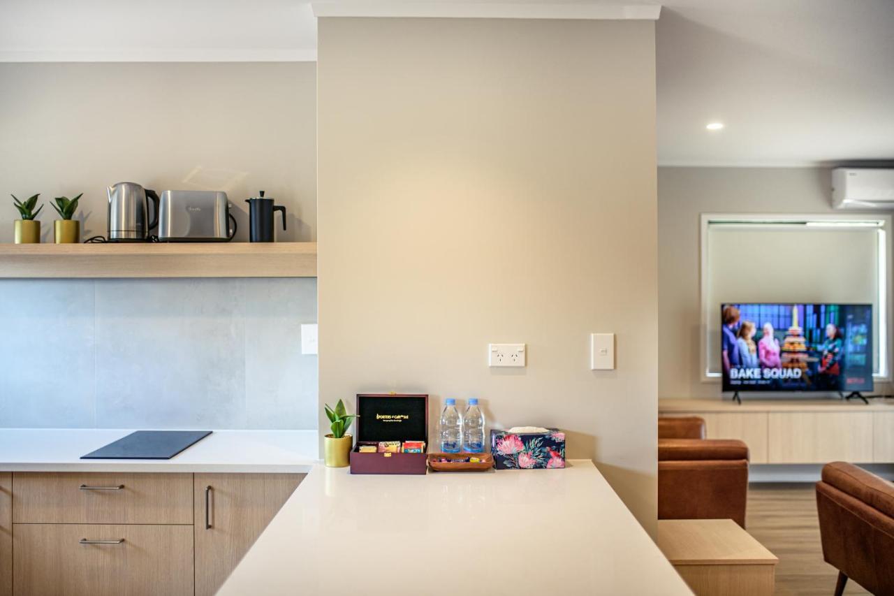 Takapuna International Motor Lodge Окленд Экстерьер фото