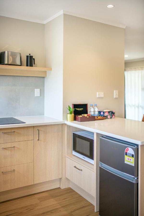 Takapuna International Motor Lodge Окленд Экстерьер фото