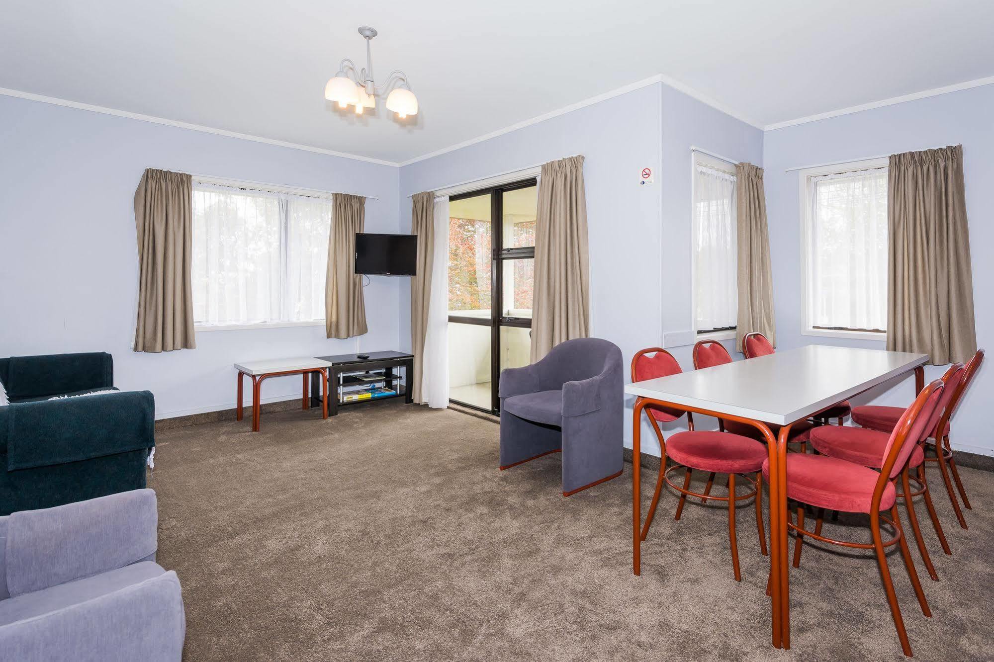 Takapuna International Motor Lodge Окленд Экстерьер фото