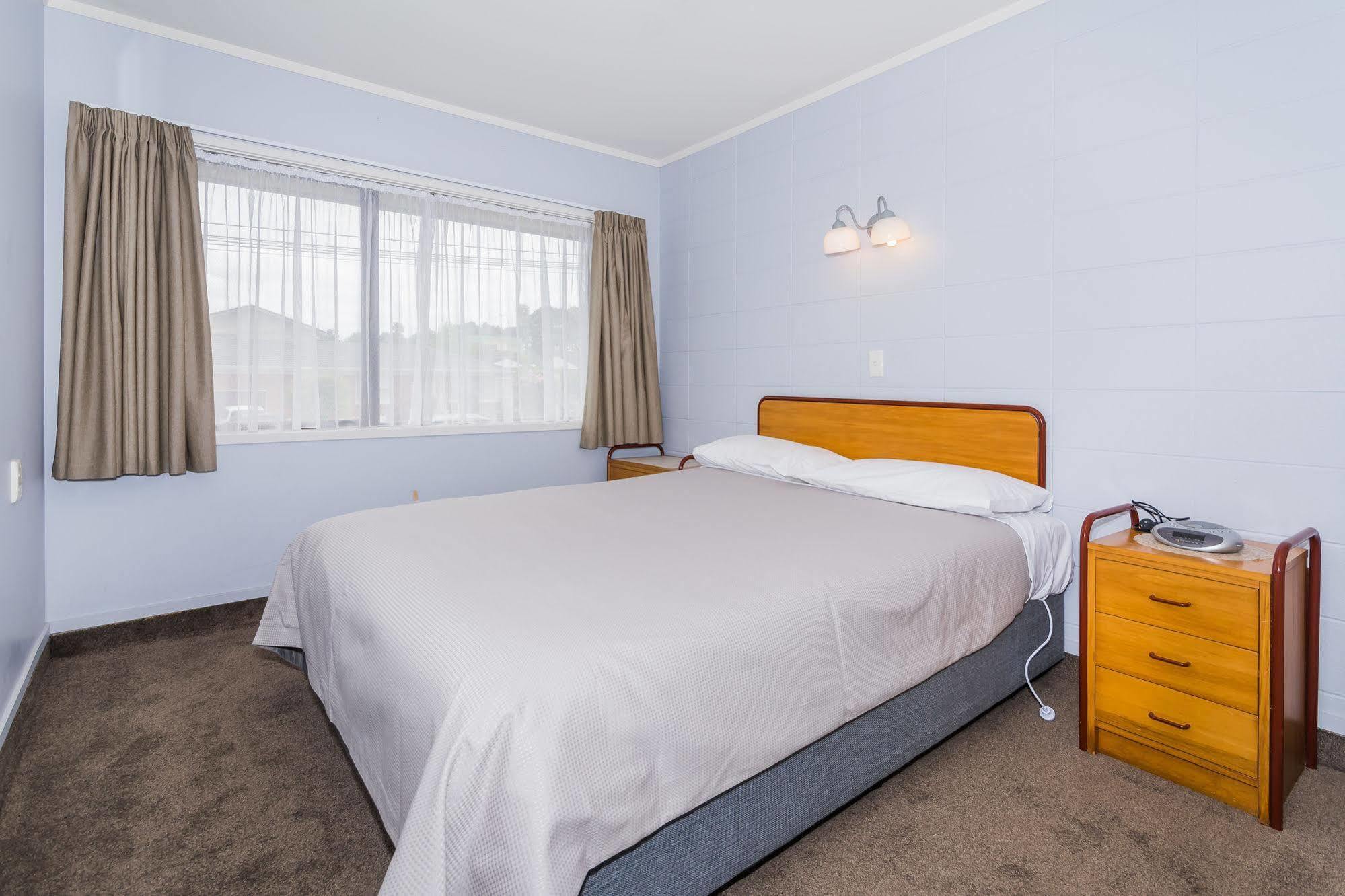 Takapuna International Motor Lodge Окленд Экстерьер фото
